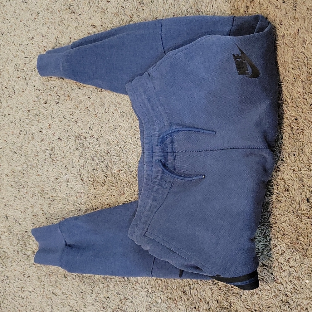 Small boys/kids Nike joggers